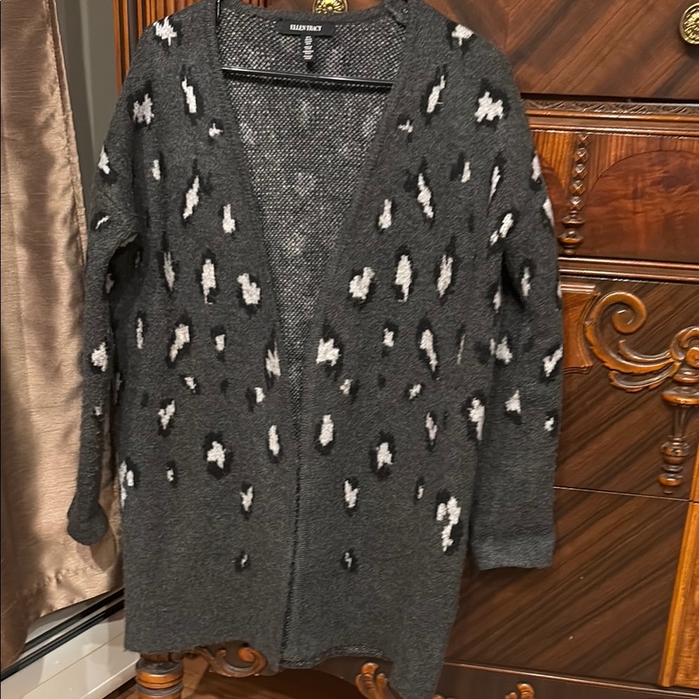 Ellen Tracy Leopard Patterned Women’s Cardigan Sweater